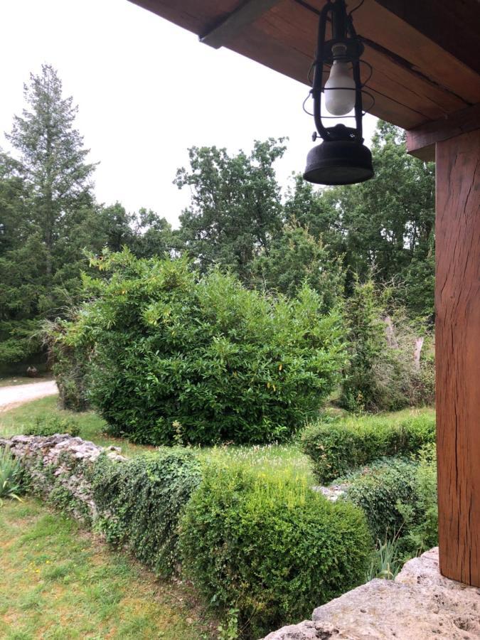 Villa Calme Et Tranquillite Pern Exterior foto