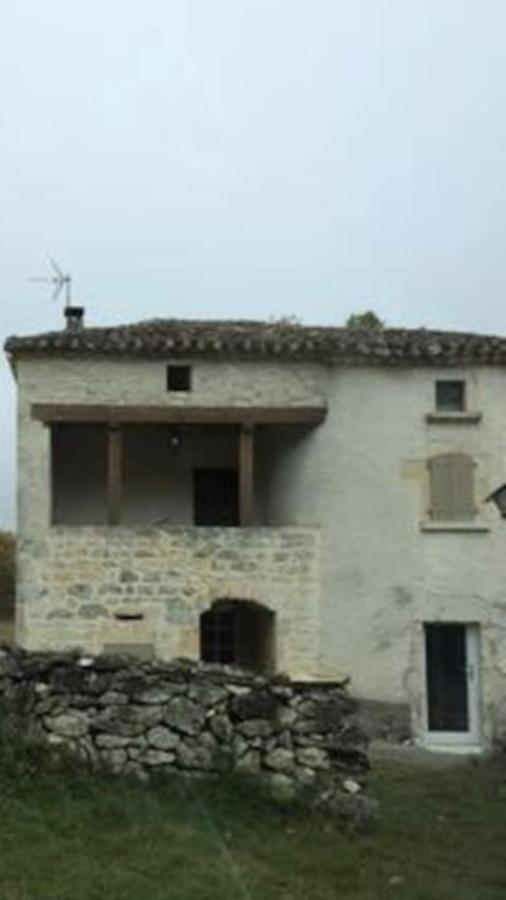Villa Calme Et Tranquillite Pern Exterior foto
