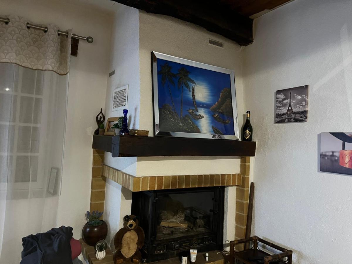 Villa Calme Et Tranquillite Pern Exterior foto